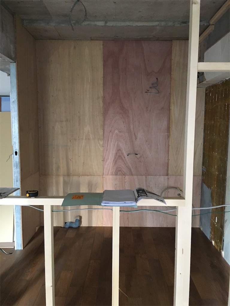 image キッチンの無垢フローリング