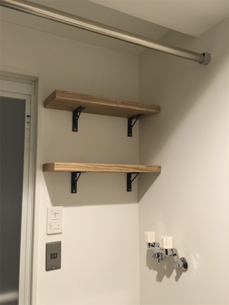 image 予定になかった飾り棚