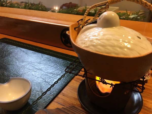 「味楽寿司」の土瓶蒸し