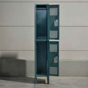 RECESSED HANDLE LOCKER