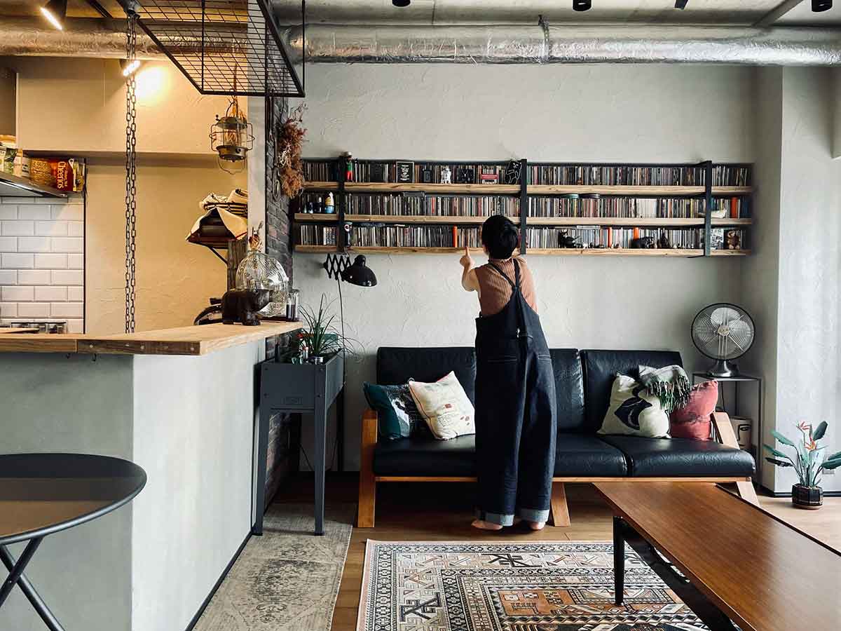 足場板はインテリアに合う 足場板古材のインテリア事例と我が家の活用法 Yokoyumyumのリノベブログ