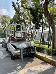 メキシコシティで見かけた車